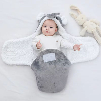 nid d'ange bébé éléphant gris - bébé dans sac de couchage