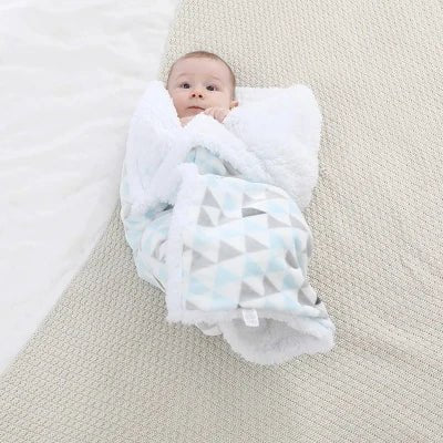 couverture bébé bleu clair