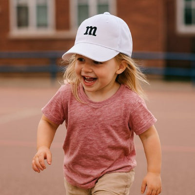 Casquette bébé | Protection solaire ajustable™