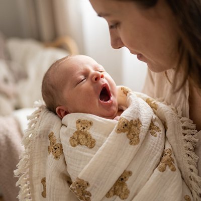 COUVERTURE BEBE LEGERE | Douce et Sécurisante™ - Bébé Touriste