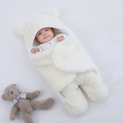 nid d'ange petit ourson blanc -sac de couchage bébé - gigoteuse